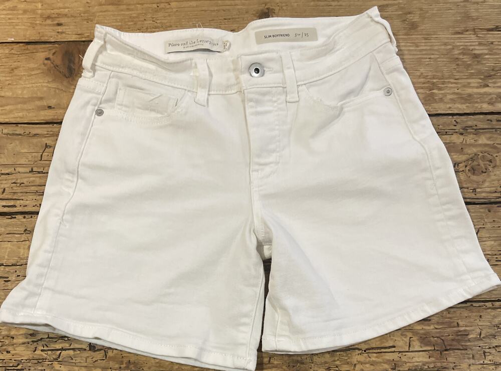 Pilcro and the Letterpress womens slim boyfriend jean short size 25
